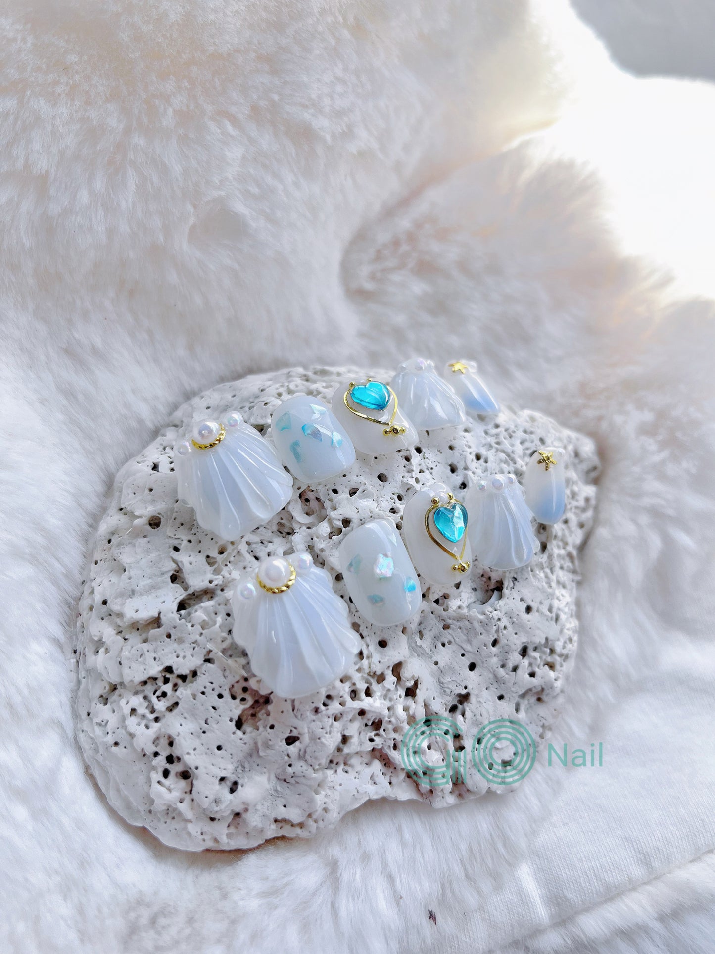 Shell press on nails