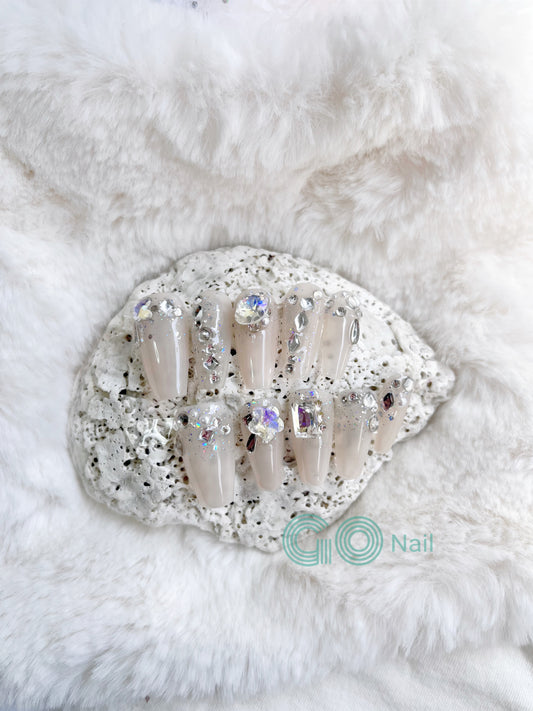 Bow tie with crystal  press on nails