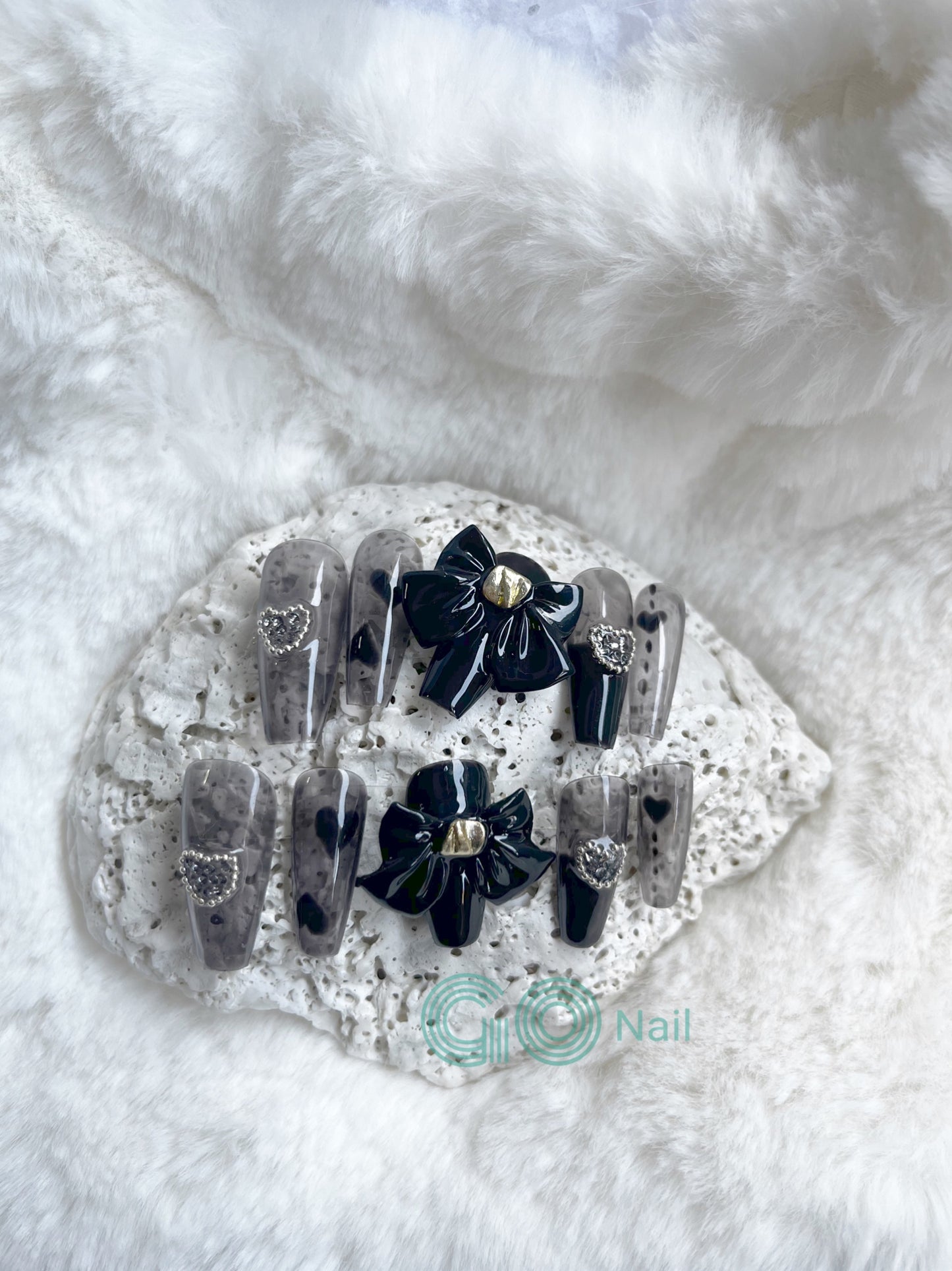 Black cutie press on nails