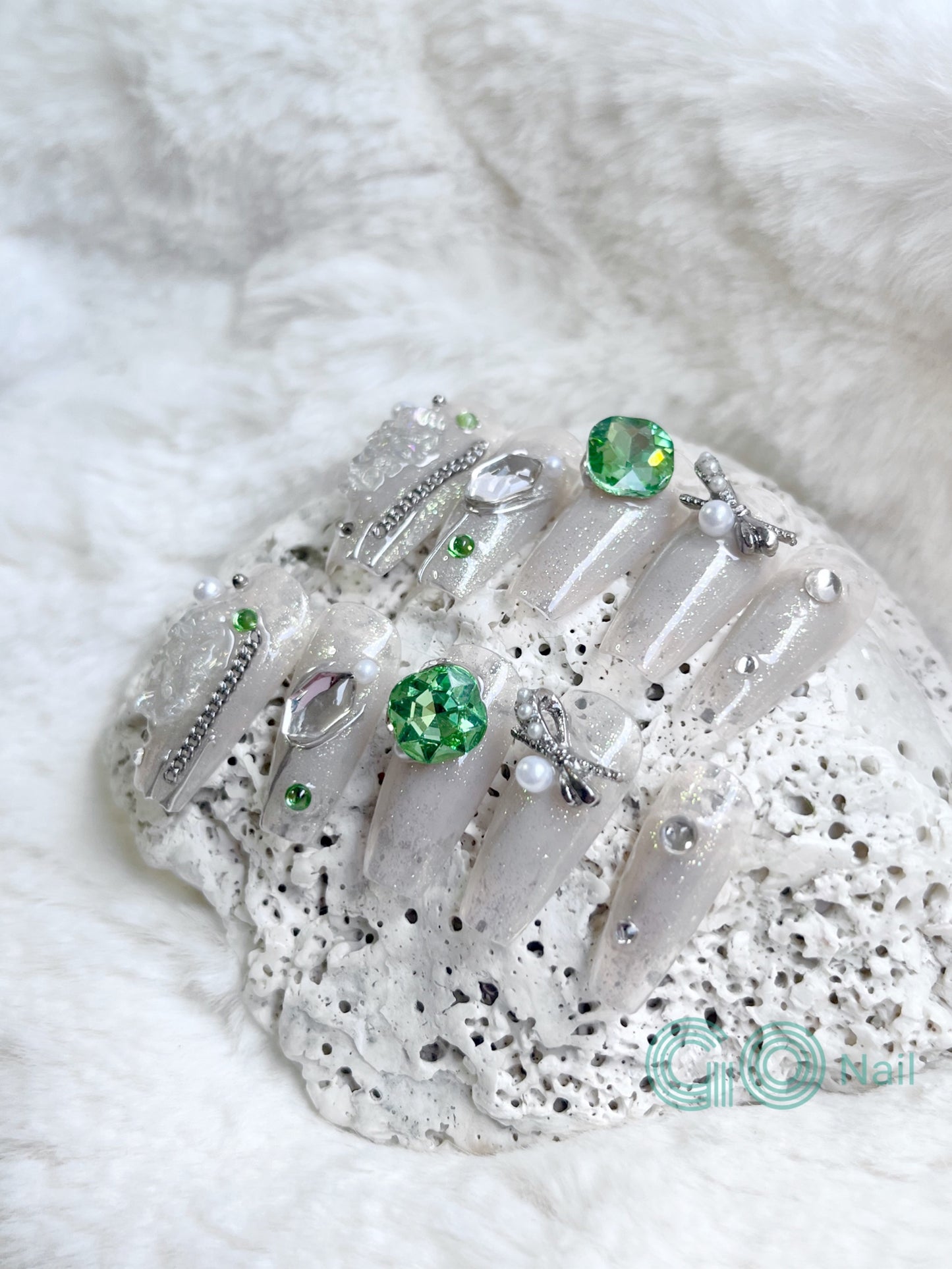 Green crystal press on nails