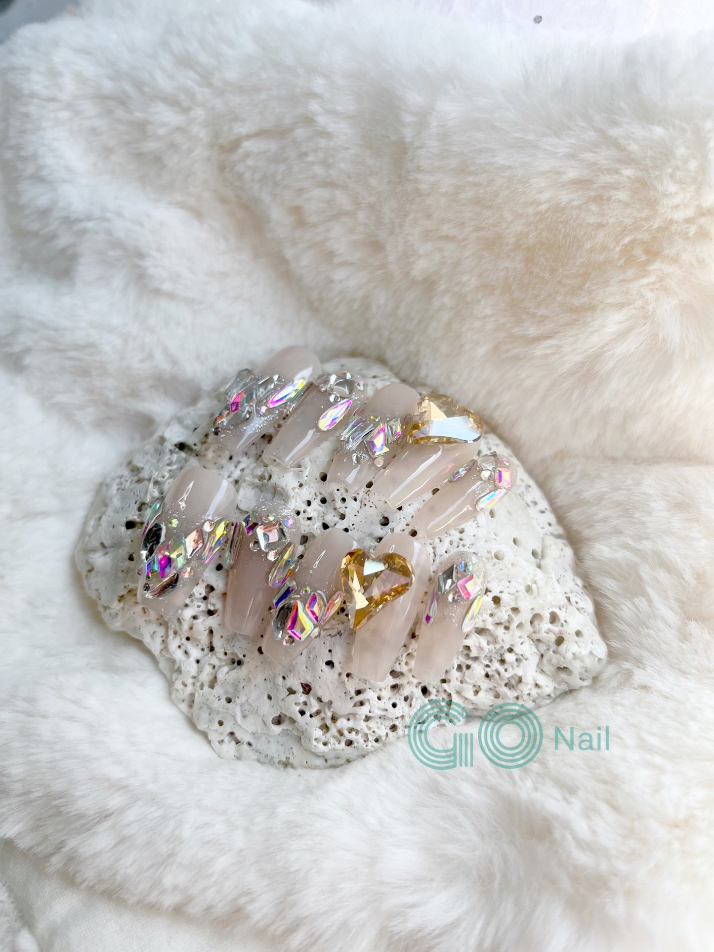 Lovely heart press on nails