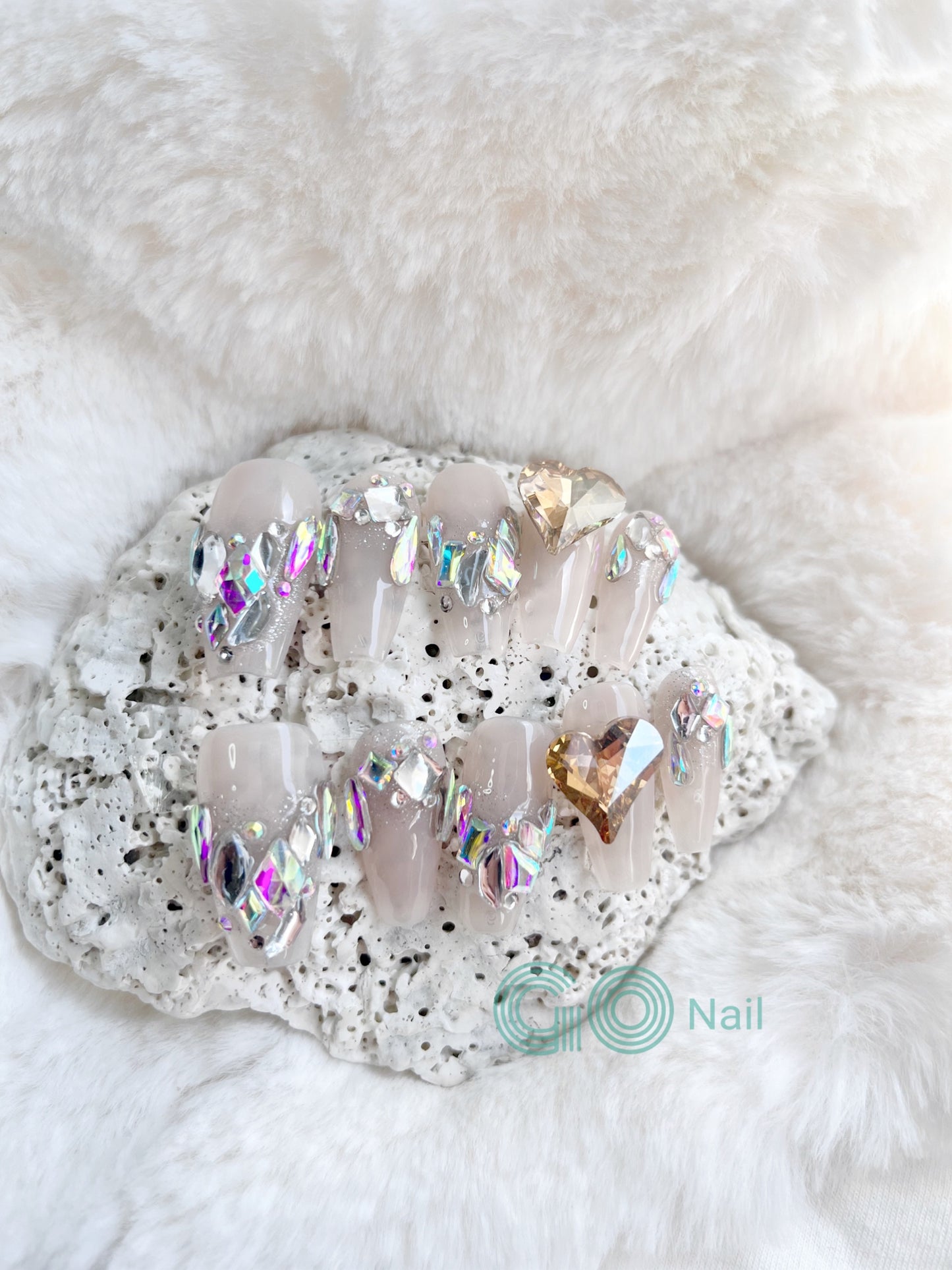 Lovely heart press on nails