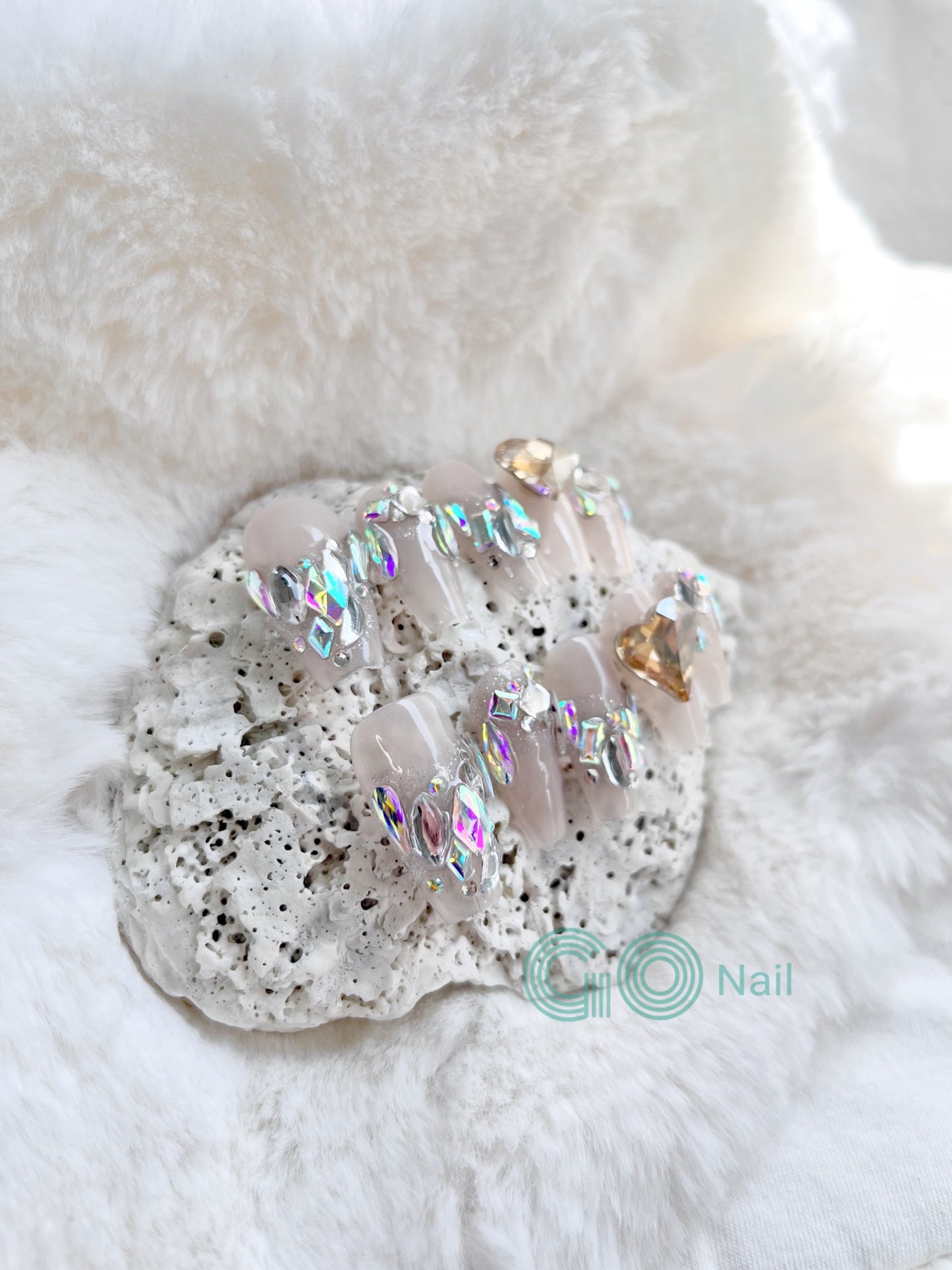 Lovely heart press on nails