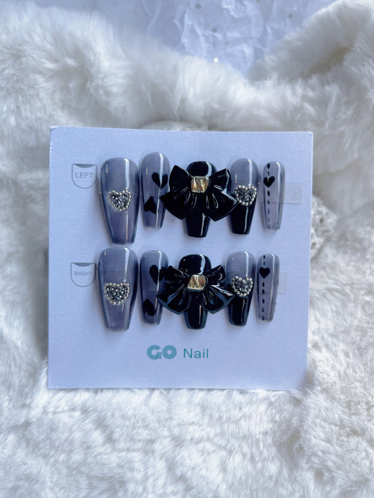 Black cutie press on nails